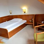 Garni Reulein Hotel 3*
