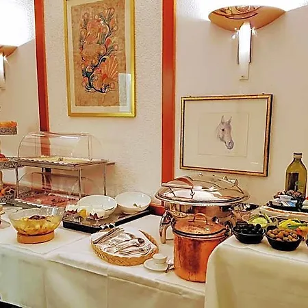 Garni Reulein Hotel