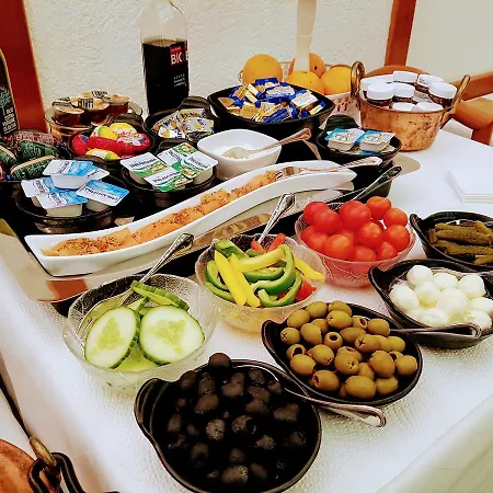 Garni Reulein Λιντάου