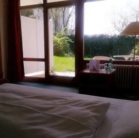 Garni Reulein Ξενοδοχείο Λιντάου